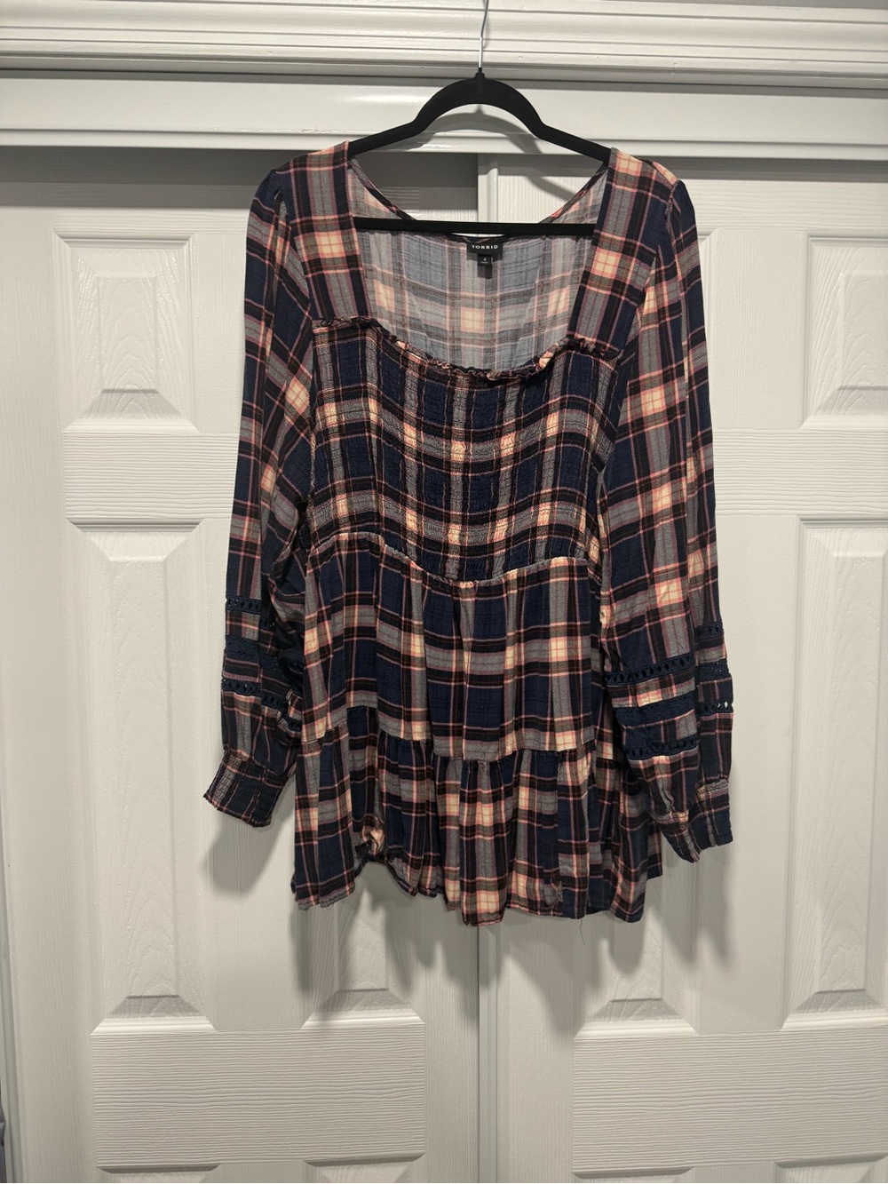 TORRID Plaid Scoop Neck Peasant Blouse - Navy and Pink
